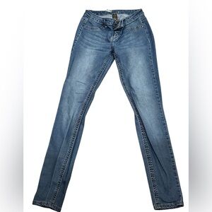 Soundgirl Junior’s Skinny Blue Jeans Size 7
